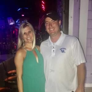 Meet your Posher, Demi